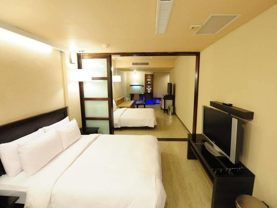 Kindness Xin Jue Jiang Hotel Kaohsiung Esterno foto