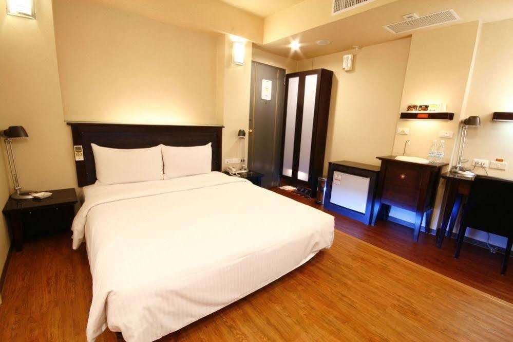 Kindness Xin Jue Jiang Hotel Kaohsiung Esterno foto